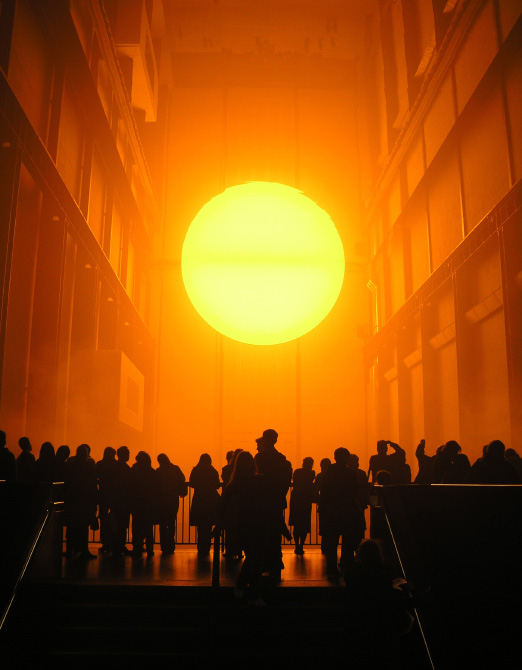 enLIGHTment - Olafur Eliasson´s “The Weather Project (2003)”